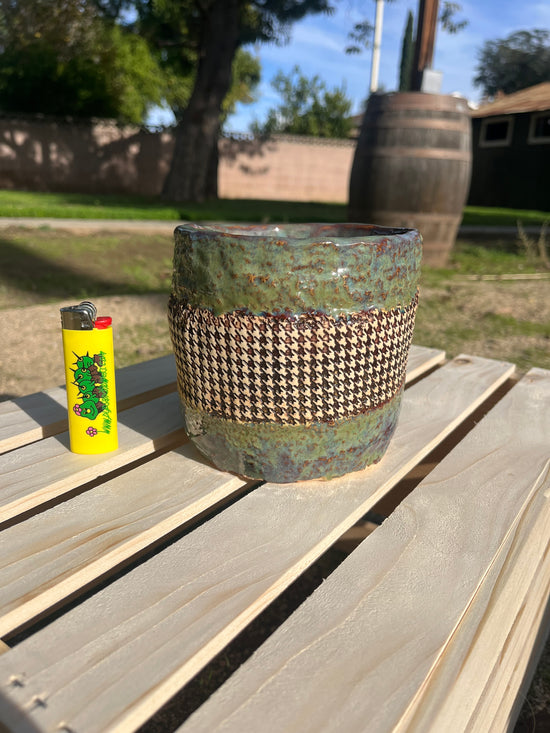 Houndstooth Vessel - Large