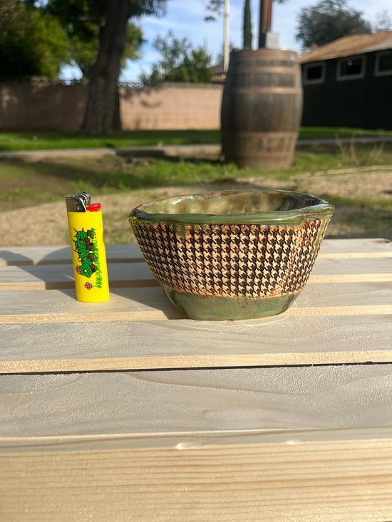 Houndstooth Vessel - medium
