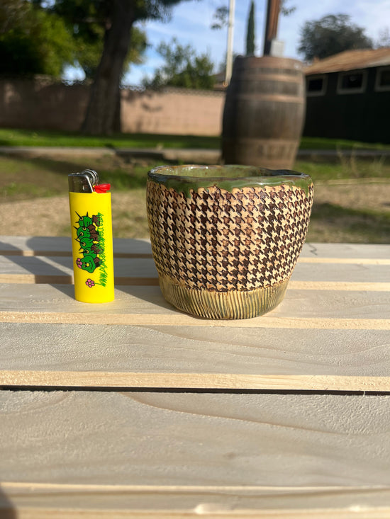 Houndstooth Vessel - medium